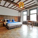 Large 2p Canal Prinsengracht Bed & Breakfast
